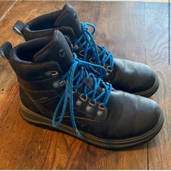 Great MERRELL performance boots black with blue laces hiking winter walk… - Picture 6 of 10